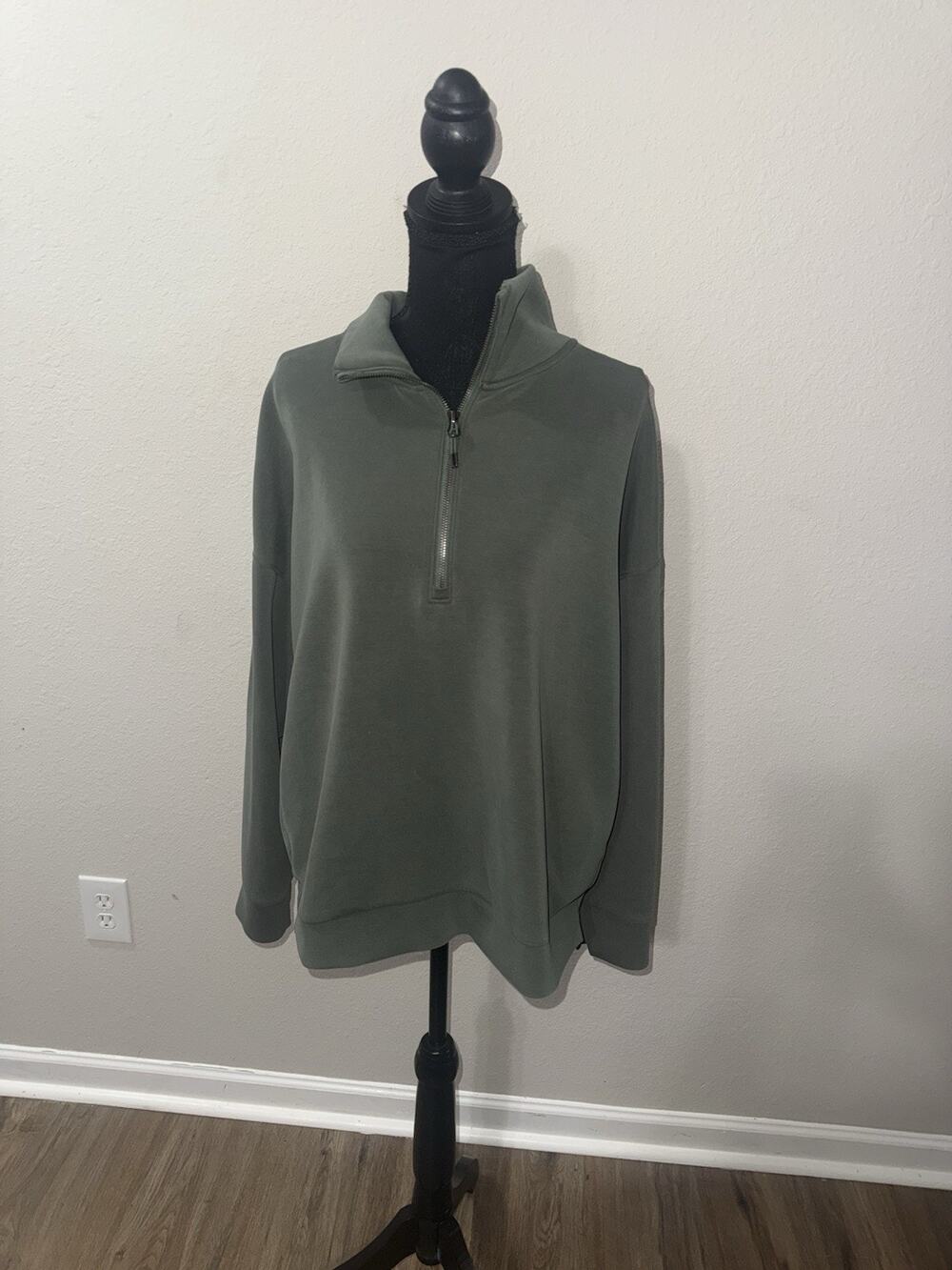 Member's Mark Women's Moisture Wicking Sandwash Quarter Zip Pullover Olive Large